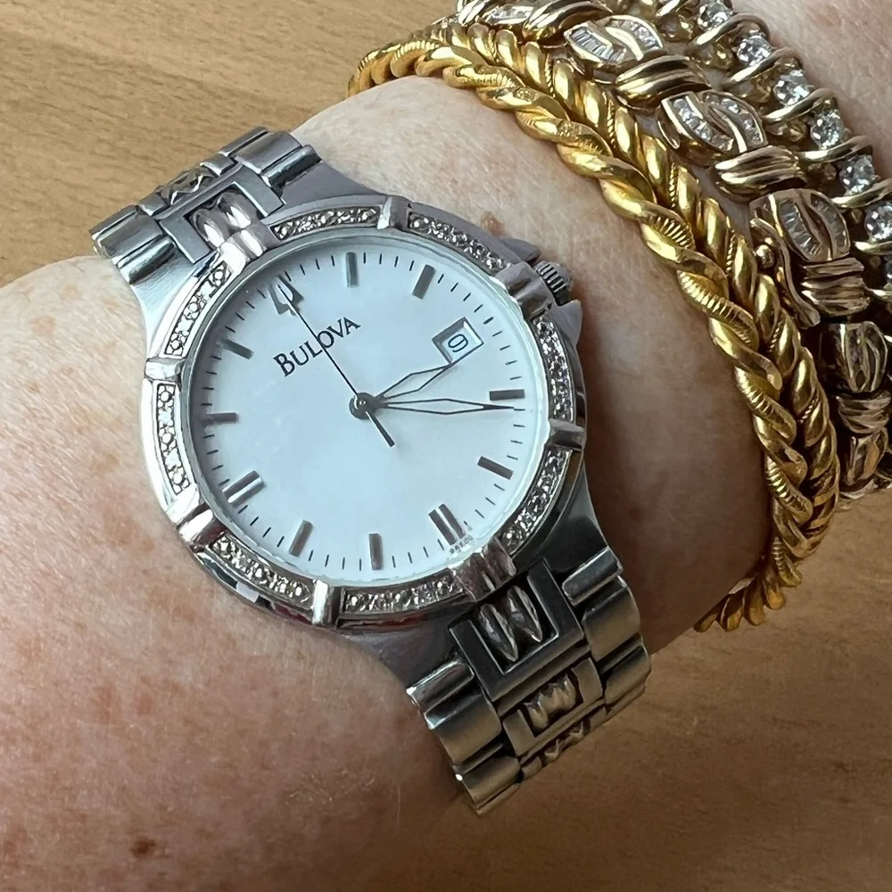 BULOVA 96E00 MEN’S DIAMOND EMBELLISHED BEZEL SILVER TONE DATE DISPLAY WATCH